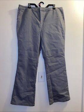 Liz Claiborne Hepburn Taupe Straight-Leg Pants